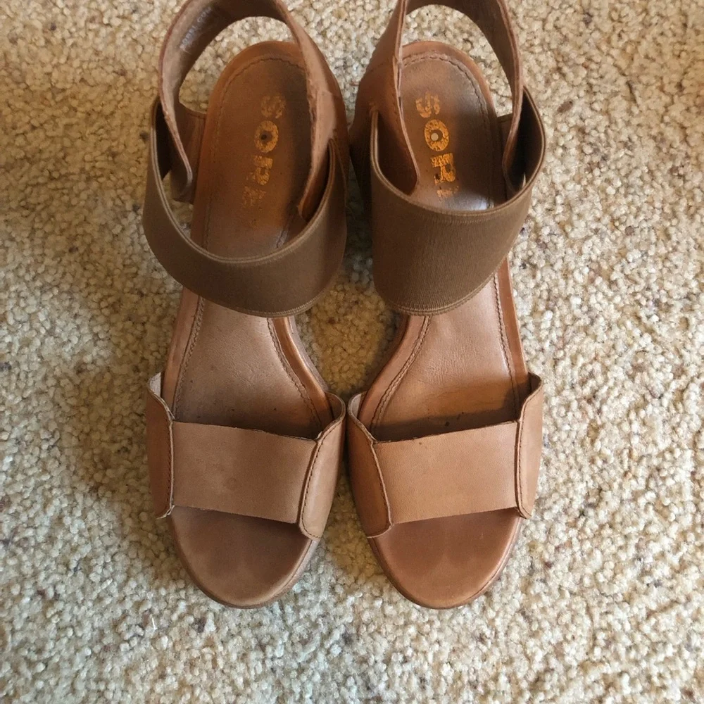 Sorel Nadia Sandals Camel Brown Strappy Chunky Heel Sz 8.5 Tan Slingback - Picture 1 of 2